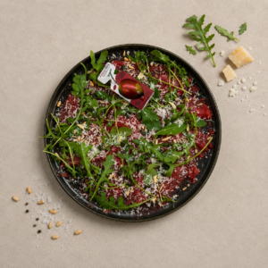 Carpaccio gesneden (MET garnituur)